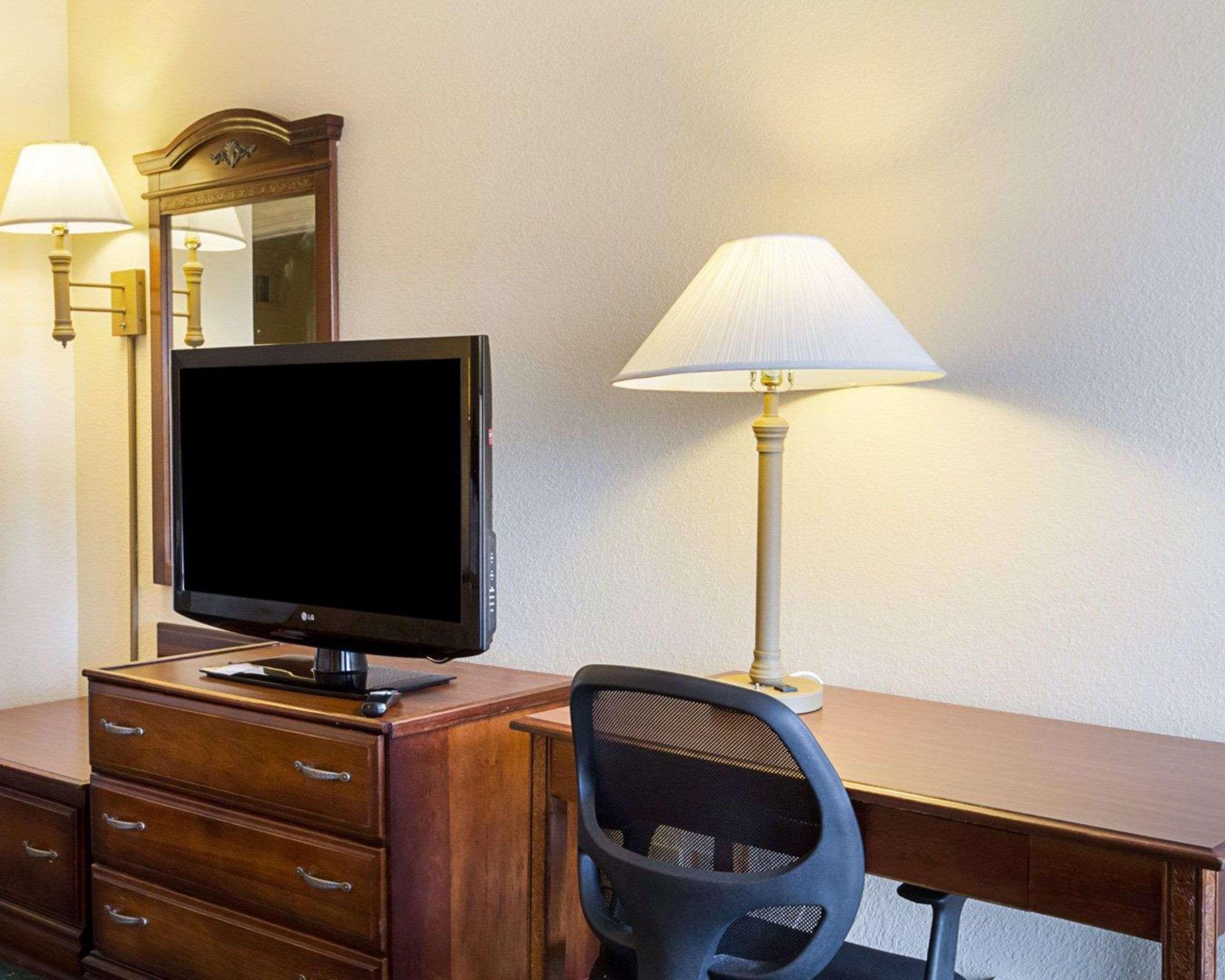 Motel 6 Jackson Ms Southwest Bagian luar foto